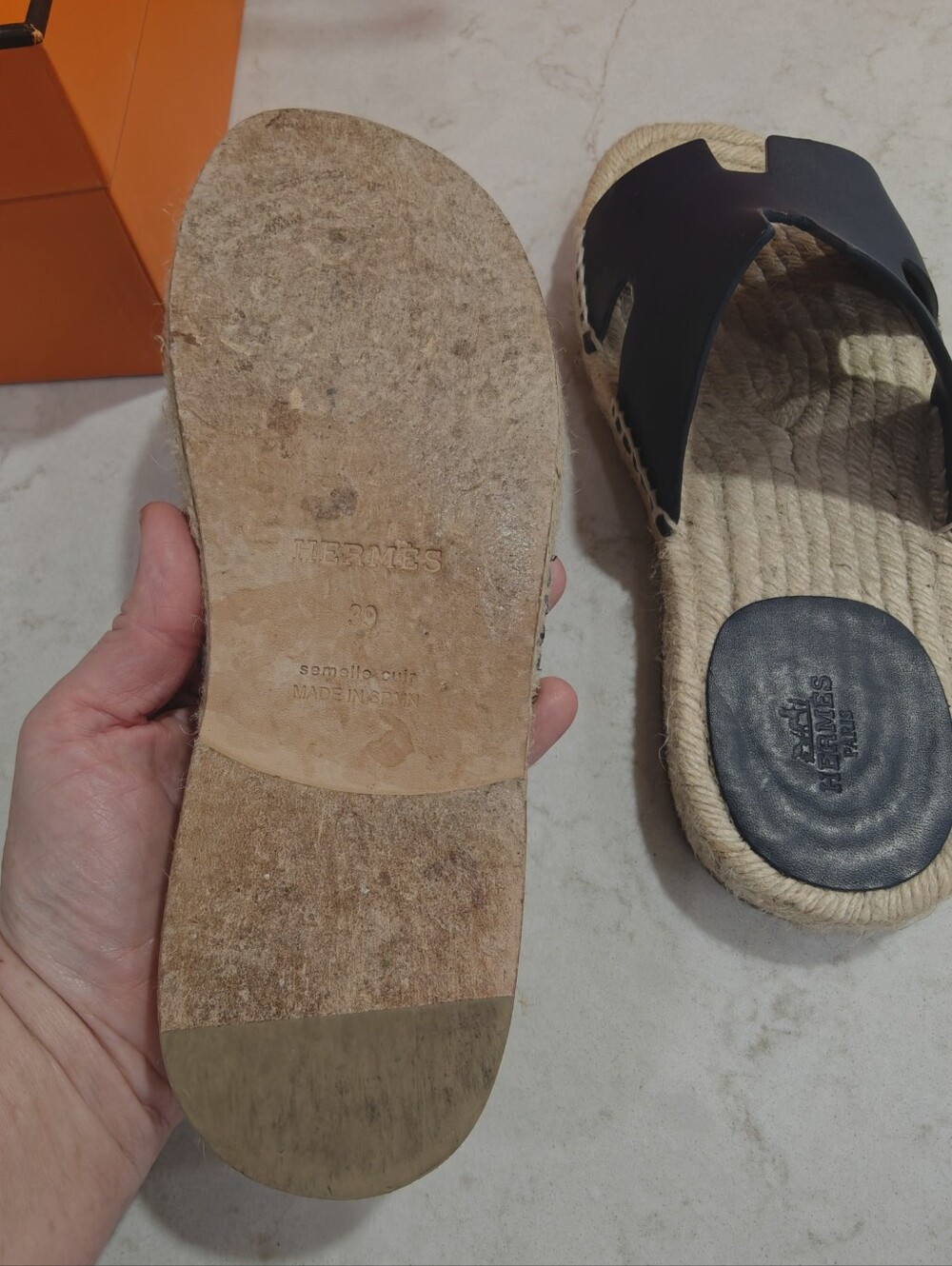 Hermes Flats Size 39 - Picture 4 of 4
